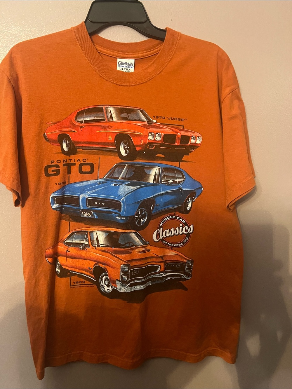 Gildan Men's Orange Classic Pontiac GTO Graphic Tee Like New Size M